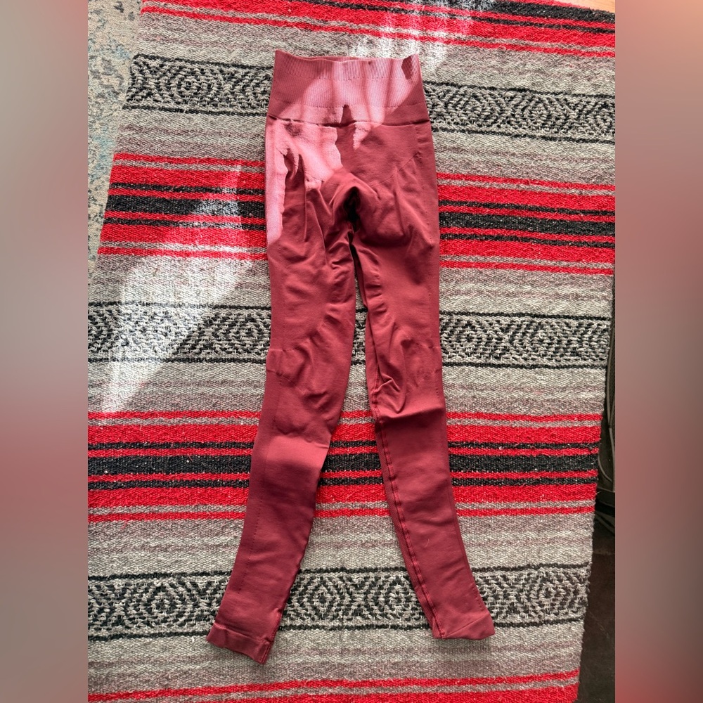 LULULEMON WUNDER TRAINS